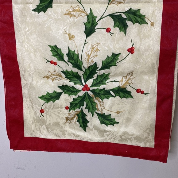 Lenox Holiday Table Runner - Picture 1 of 7